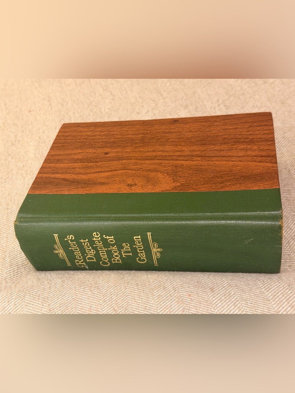 Reader's Digest - Complete Book of the Garden